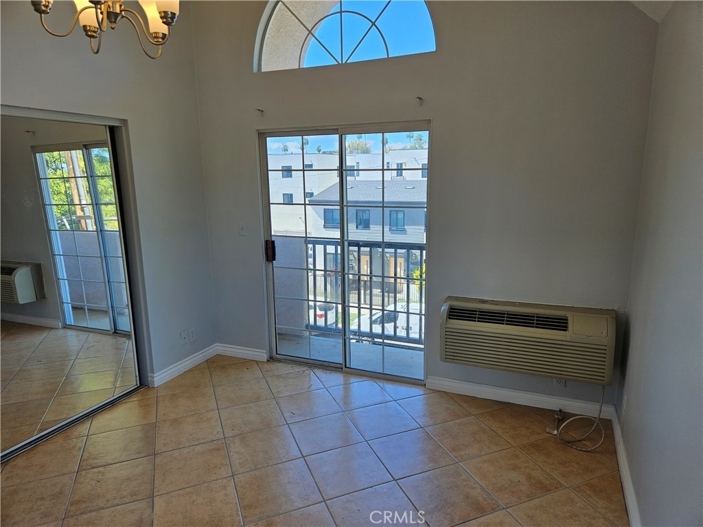 14159 Gilmore - Photo 8