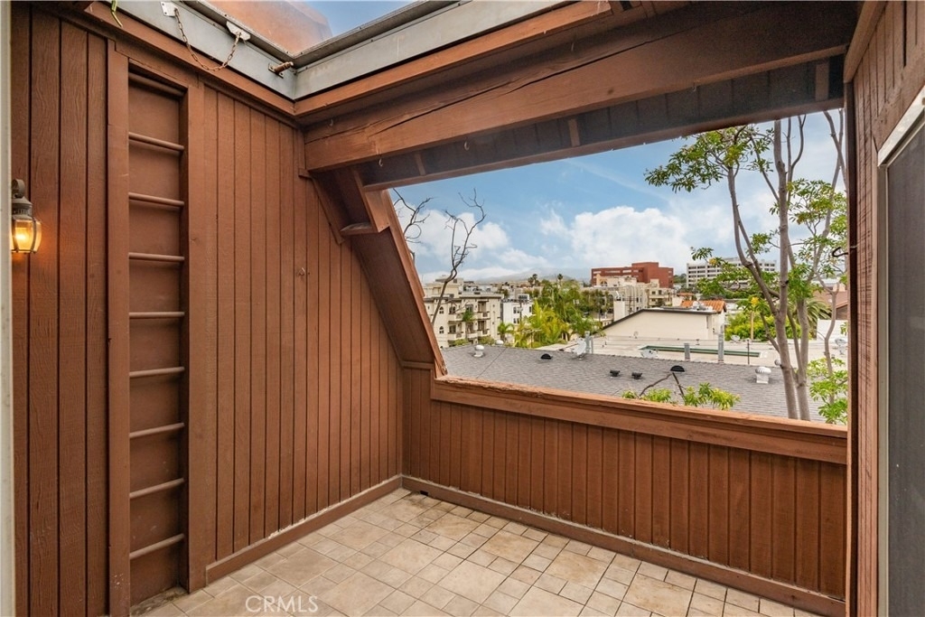 984 Granville - Photo 27