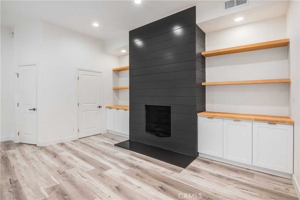 984 Granville - Photo 15