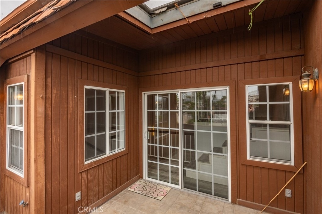984 Granville - Photo 34