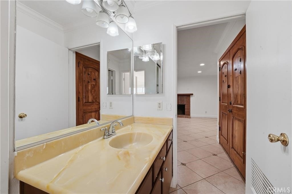 937 N Greenpark - Photo 12