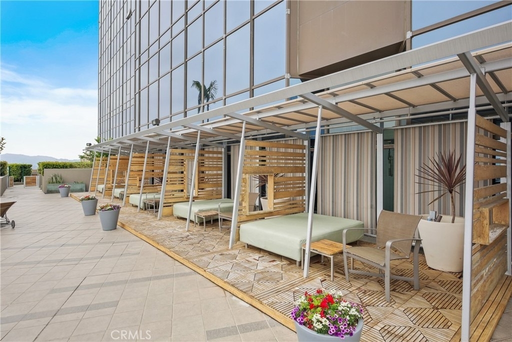 1100 Wilshire Boulevard - Photo 29