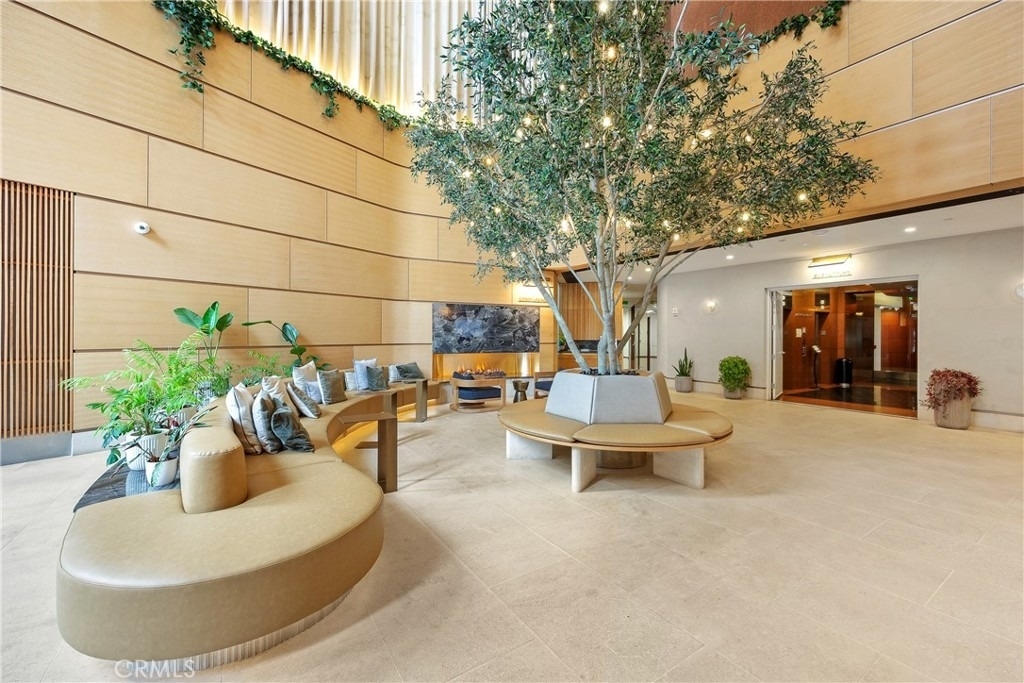 1100 Wilshire Boulevard - Photo 20