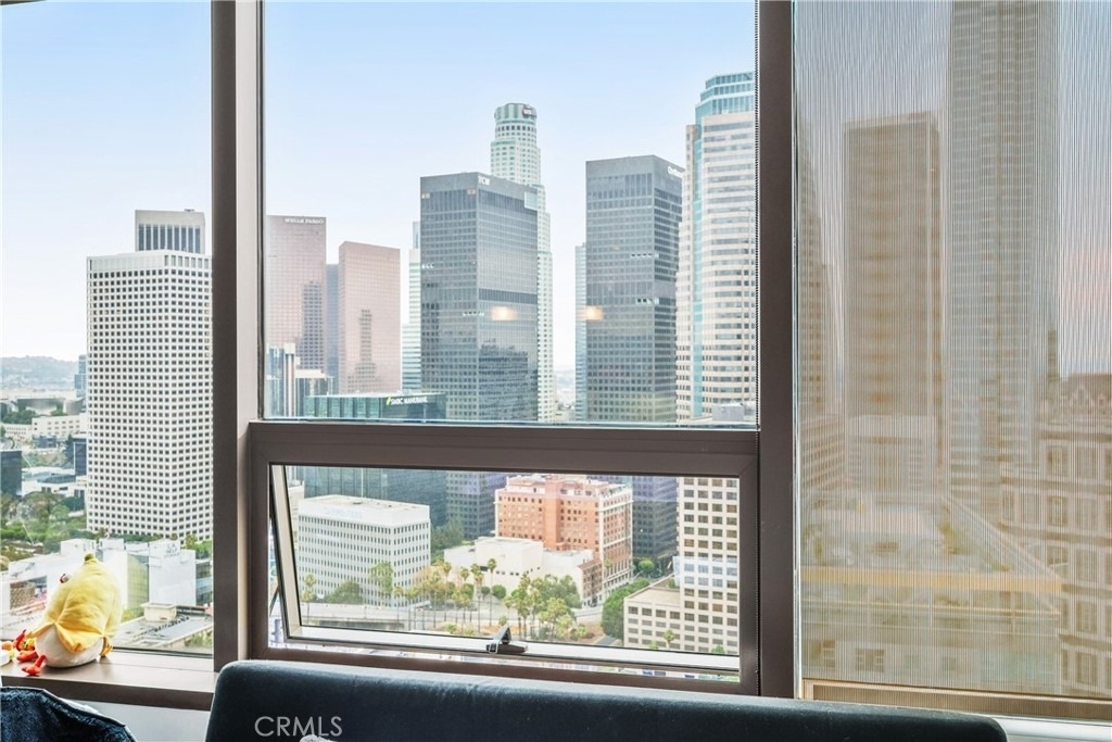1100 Wilshire Boulevard - Photo 4
