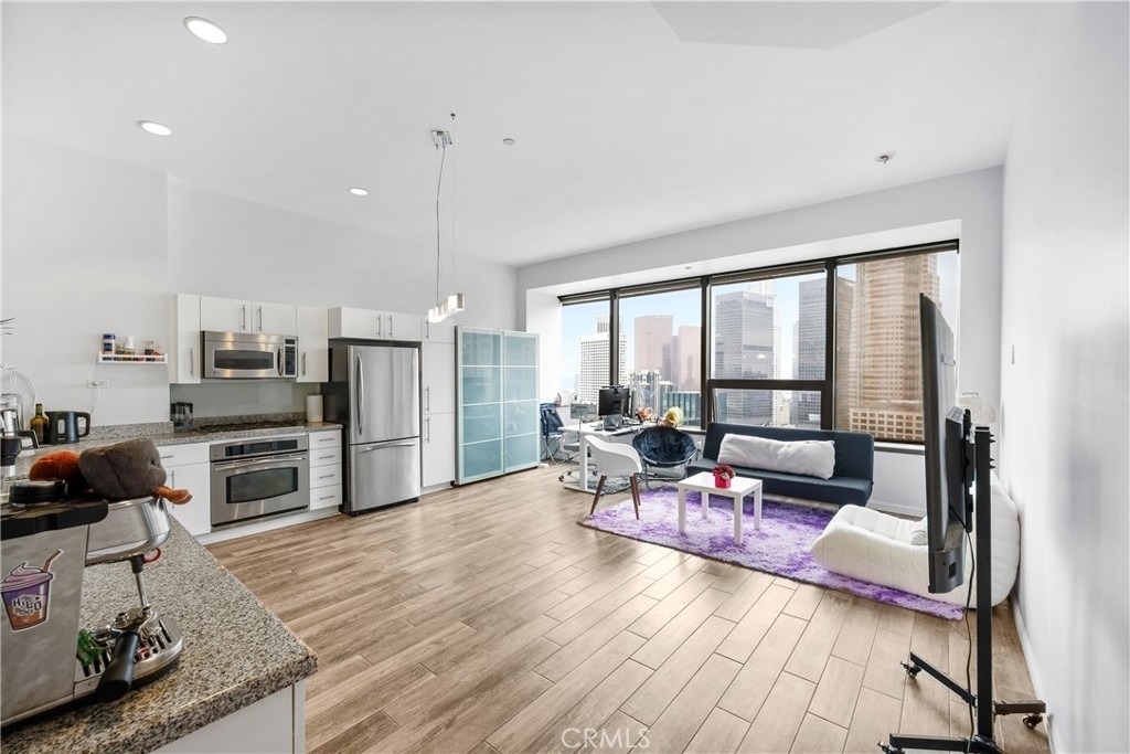 1100 Wilshire Boulevard - Photo 8