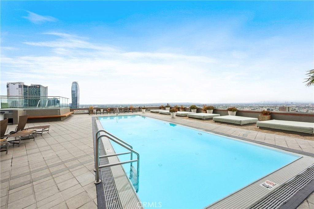 1100 Wilshire Boulevard - Photo 26
