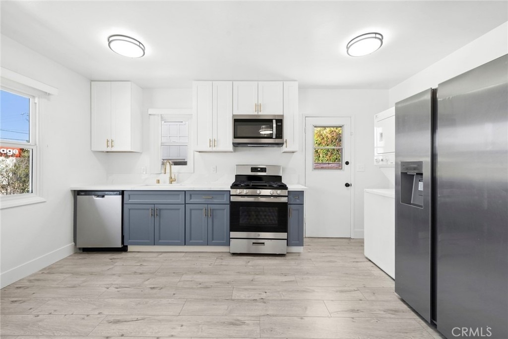 1614 Orange Ave - Photo 3