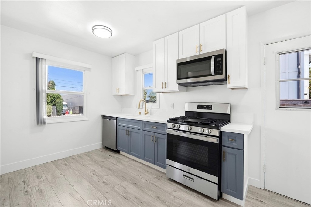 1614 Orange Ave - Photo 4