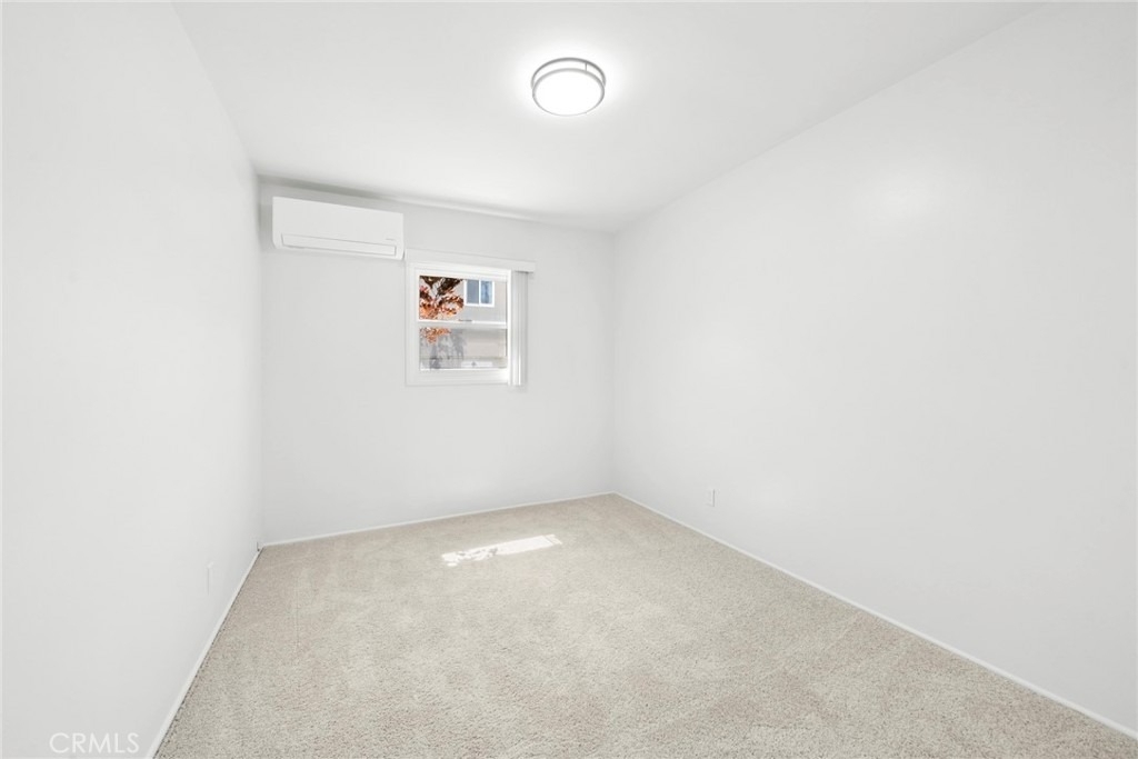 1614 Orange Ave - Photo 6