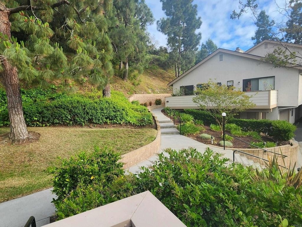 4531 Chateau Drive Drive - Photo 2
