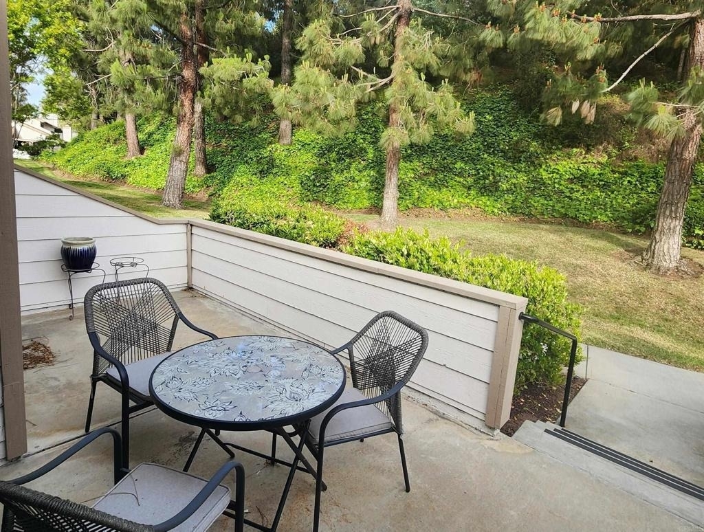 4531 Chateau Drive Drive - Photo 4
