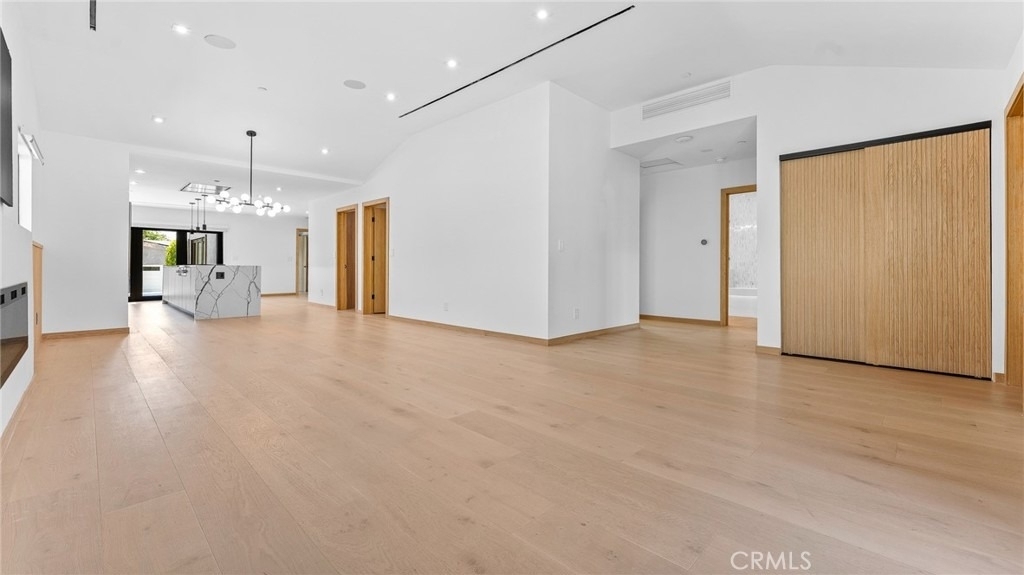 514 W Washington Blvd - Photo 4