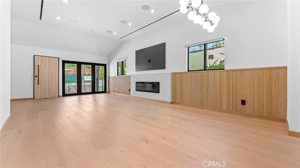 514 W Washington Blvd - Photo 5