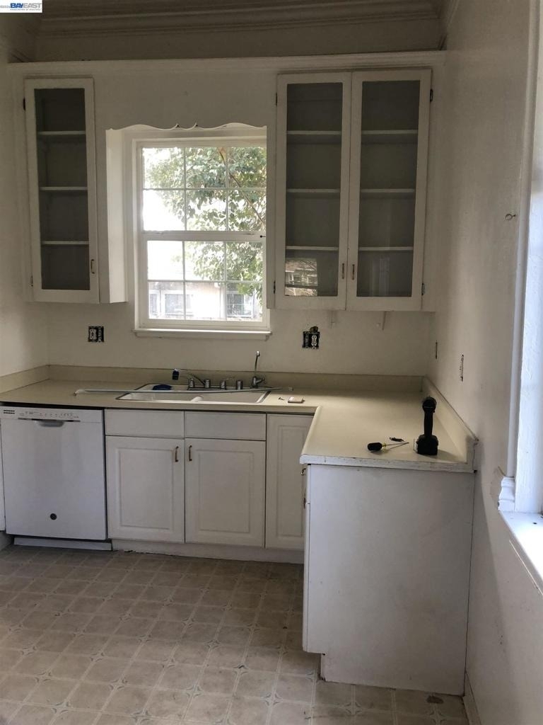 627 Rose Avenue - Photo 19