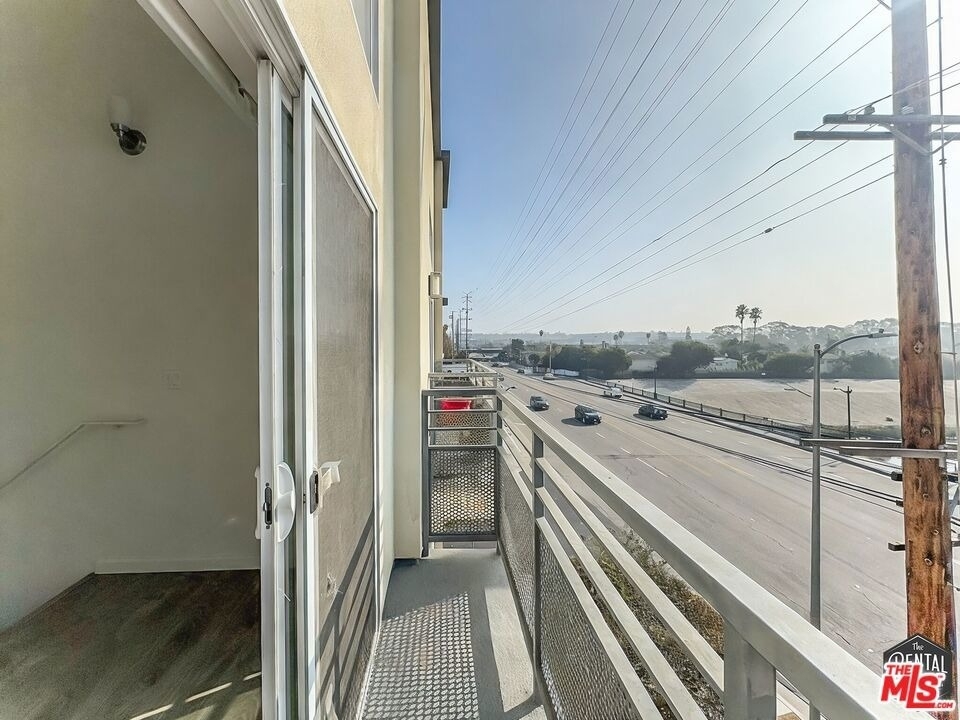 4980 S Centinela Avenue - Photo 19