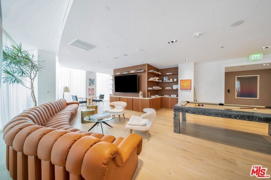 9000 W 3rd Street - Photo 17