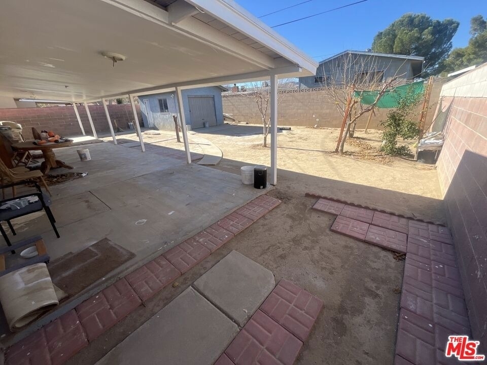 38457 Sumac Avenue - Photo 12