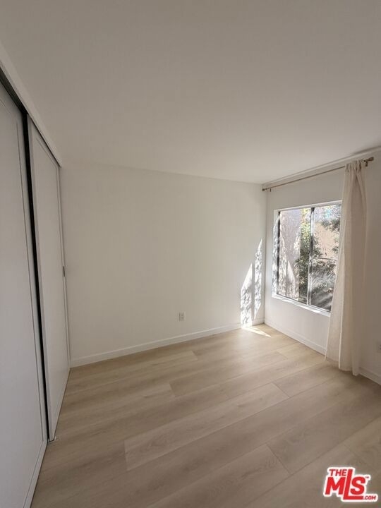 18350 Hatteras Street - Photo 12