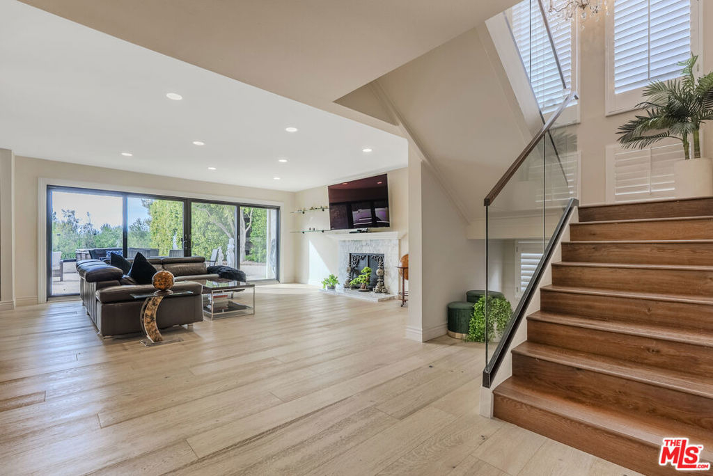 2637 Angelo Drive - Photo 31