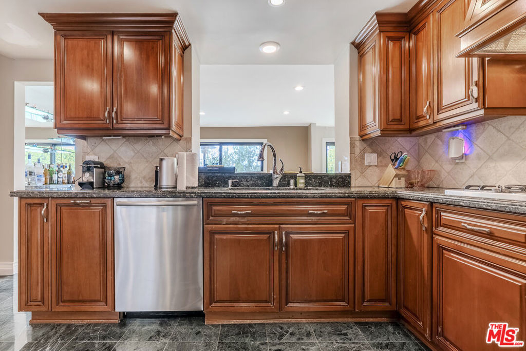 2637 Angelo Drive - Photo 21