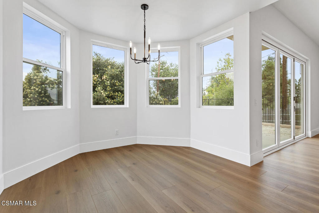 295 Toyon Court - Photo 21