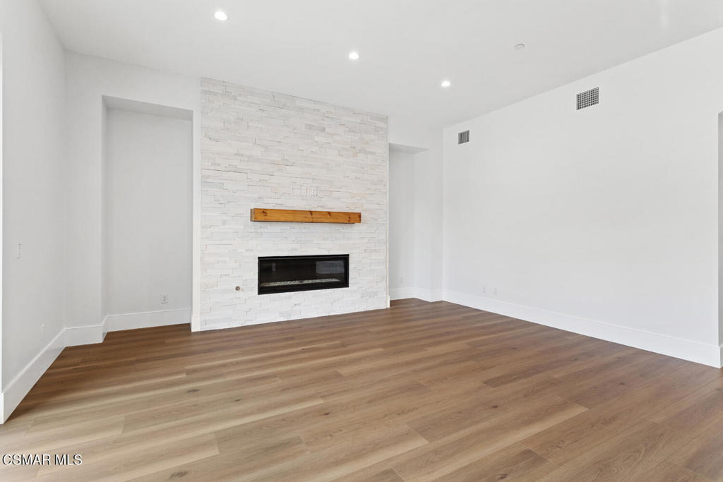 295 Toyon Court - Photo 12