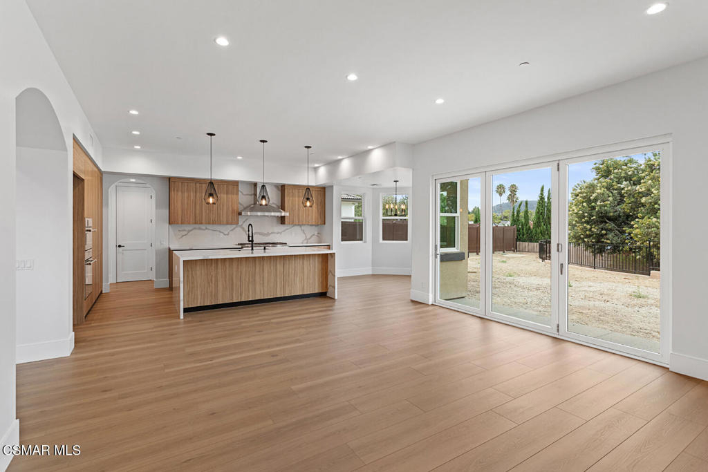 295 Toyon Court - Photo 9
