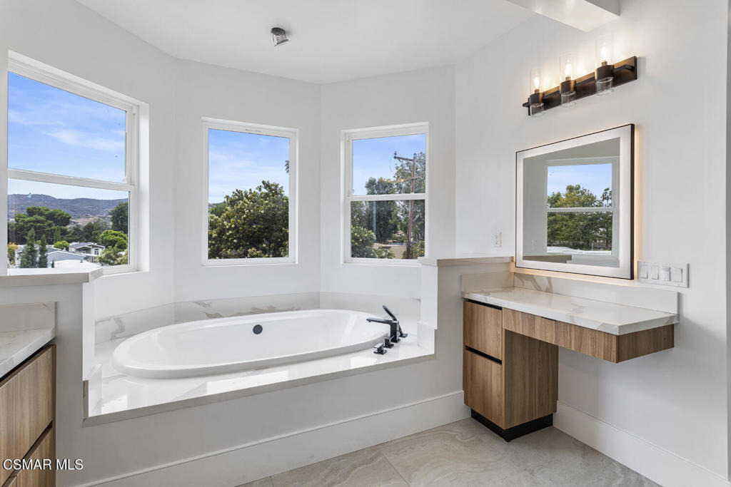295 Toyon Court - Photo 23