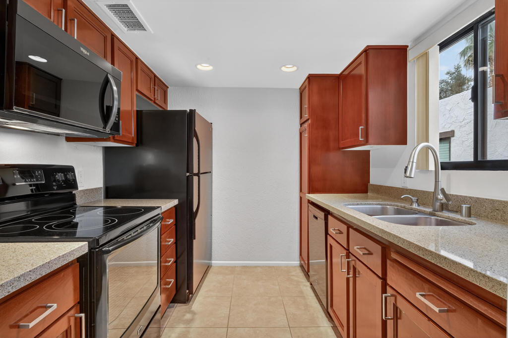 1050 E Ramon Road - Photo 11