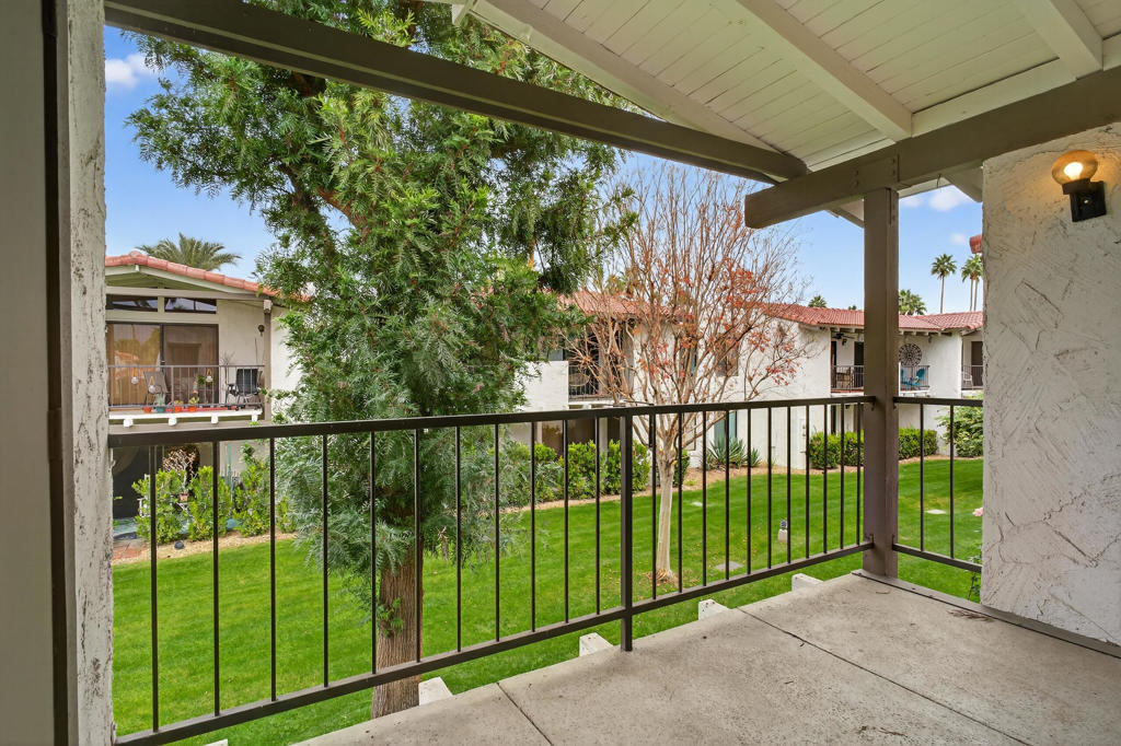 1050 E Ramon Road - Photo 4