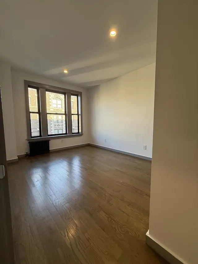 600 West 142nd Street - Photo 2