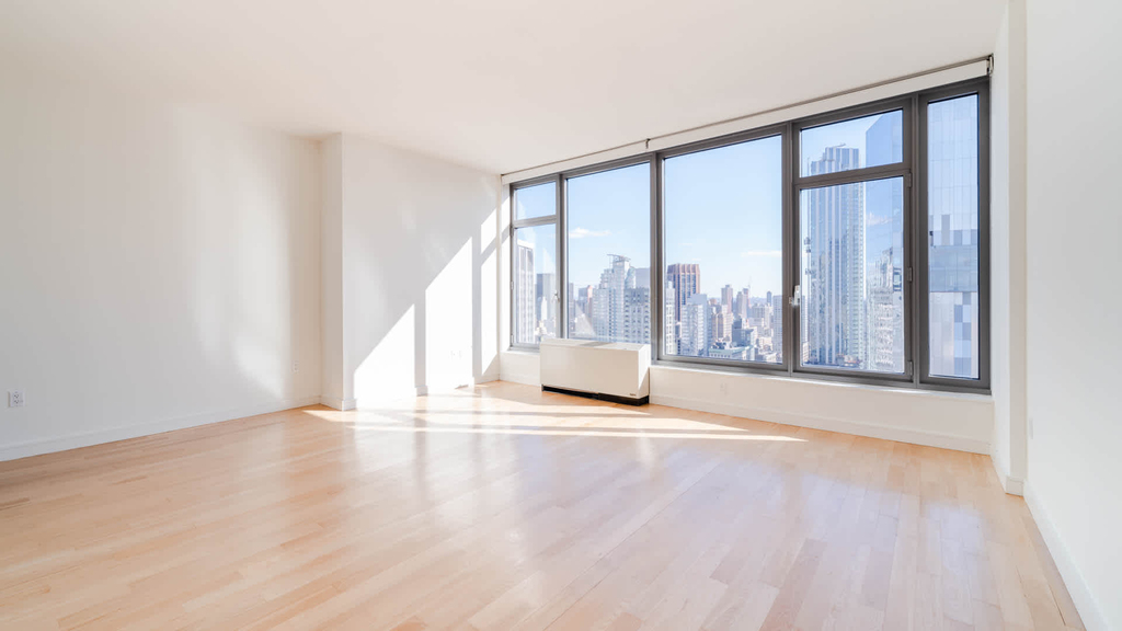 105 W 29th Street - Photo 8