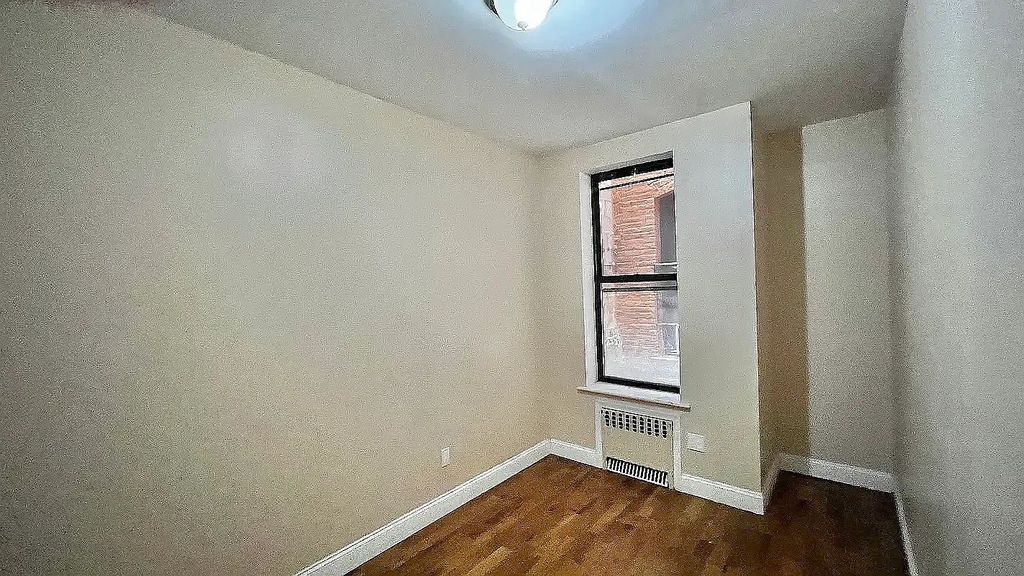 East 138th Street - Photo 1