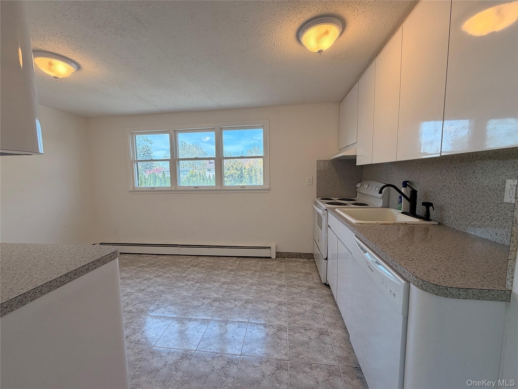 3535 Park Avenue - Photo 3