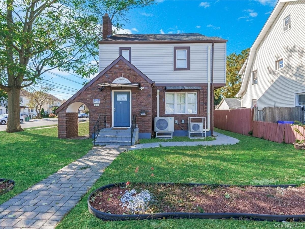 21 James Ll Burrell Avenue - Photo 0