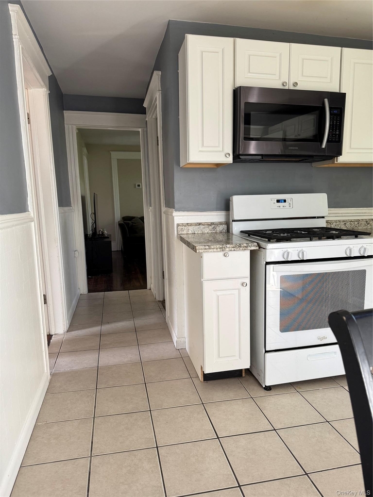 9 Bartlett Street - Photo 2