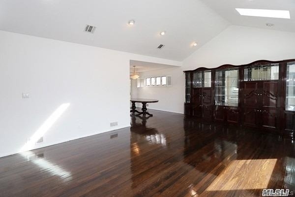 5 Gilbert Road - Photo 2