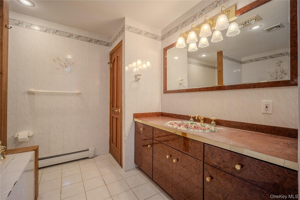19-21 Lamela Drive - Photo 25