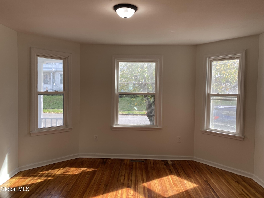 1755 Avenue B - Photo 9