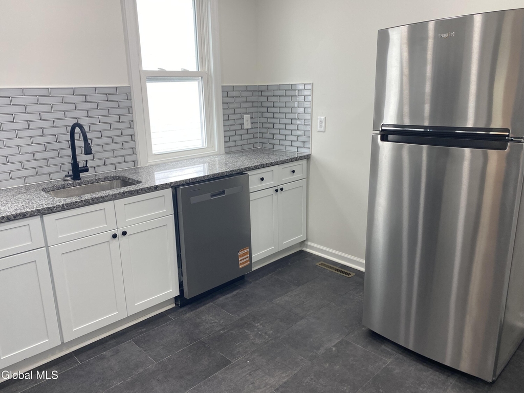 1755 Avenue B - Photo 13