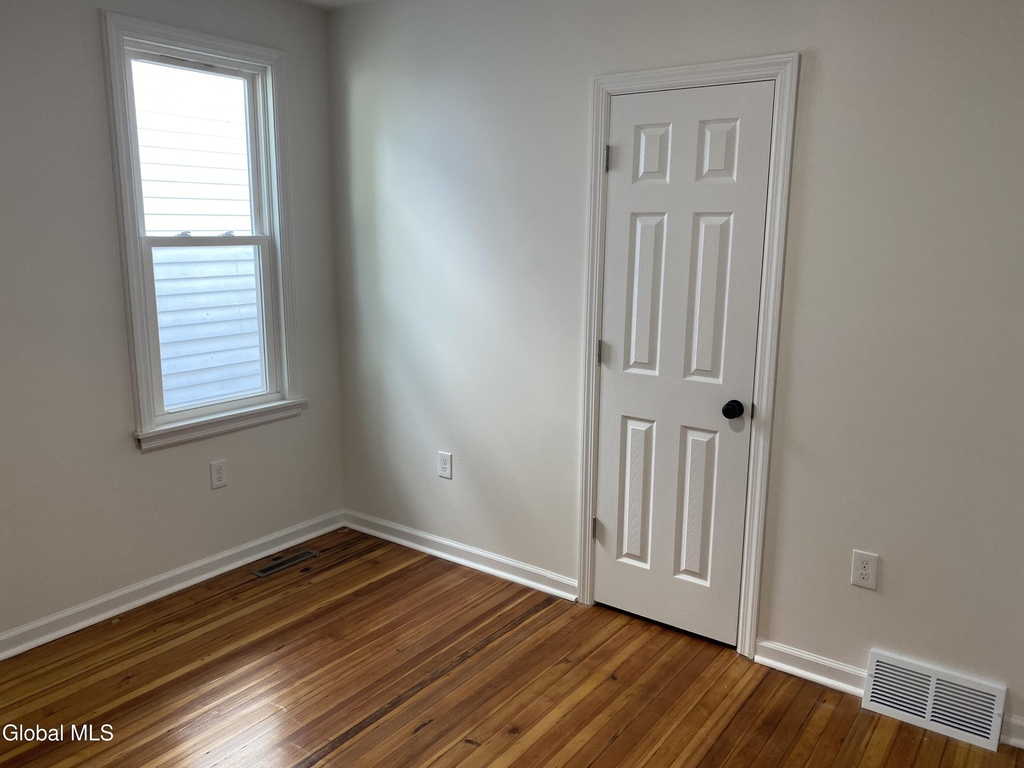 1755 Avenue B - Photo 17