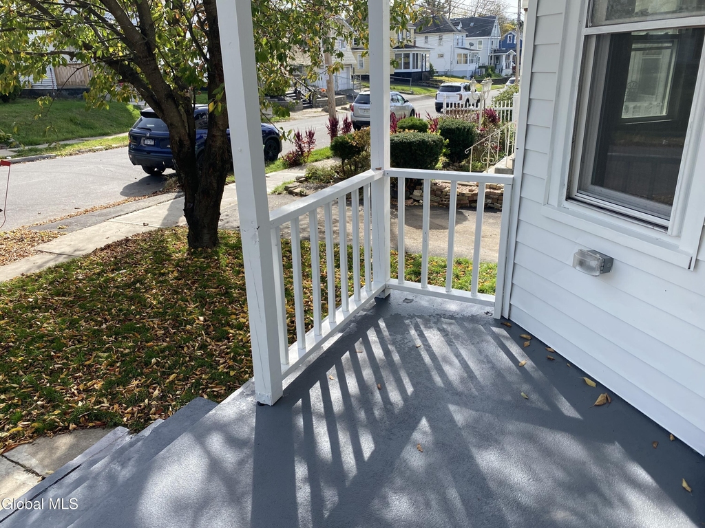 1755 Avenue B - Photo 8
