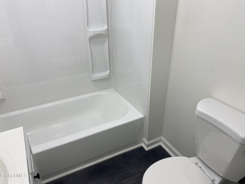 1755 Avenue B - Photo 15