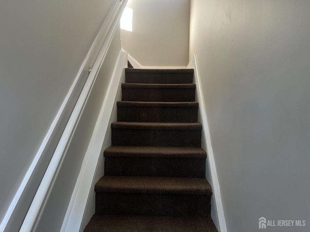 104 W. High Street - Photo 2