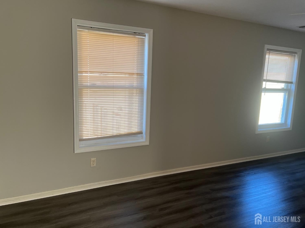 104 W. High Street - Photo 8