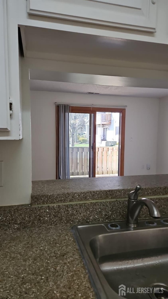 909 Ravens Crest Drive E - Photo 15