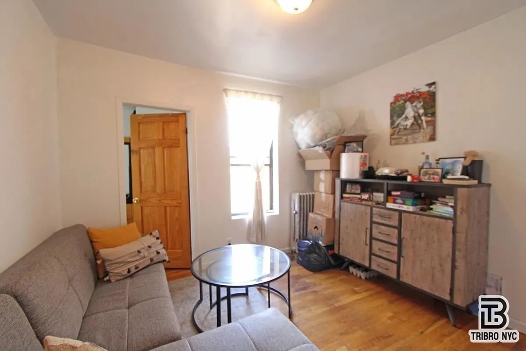 136 Edgecombe Avenue - Photo 4