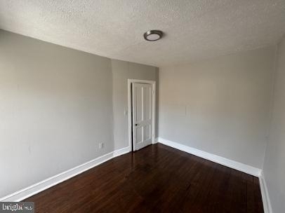 226 N Raleigh St - Photo 1