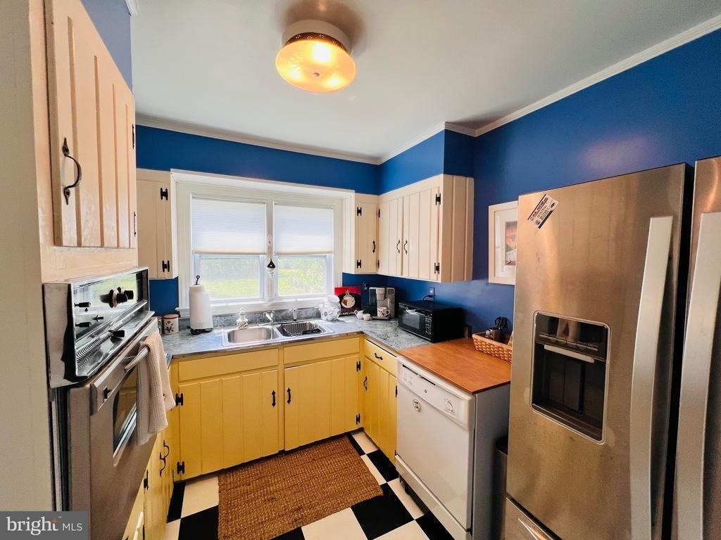3214 Riverview Drive - Photo 10
