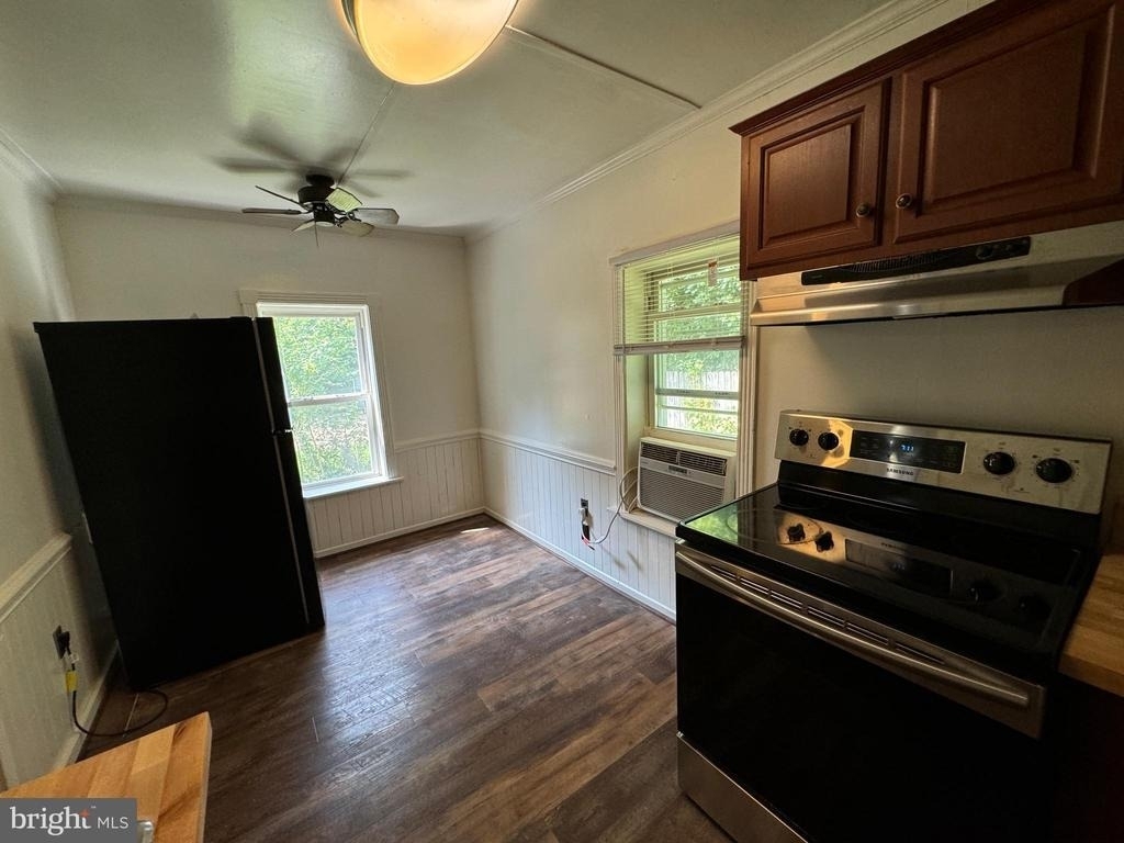 1005 Manning Drive - Photo 13